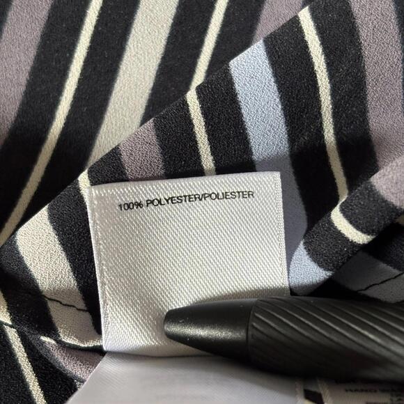 Ann Klein Women's Top - Long Sleeve, Colorful Striped Blouse - Plus Size 1 X - Picture 6 of 6